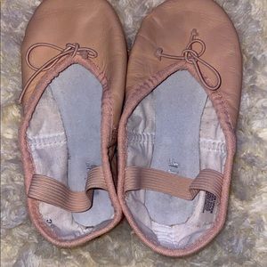 Toddler ballet shoes